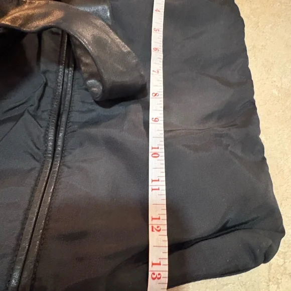 Loewe Black Nylon Tote Bag with a Spacious Design - Picture 11 of 15